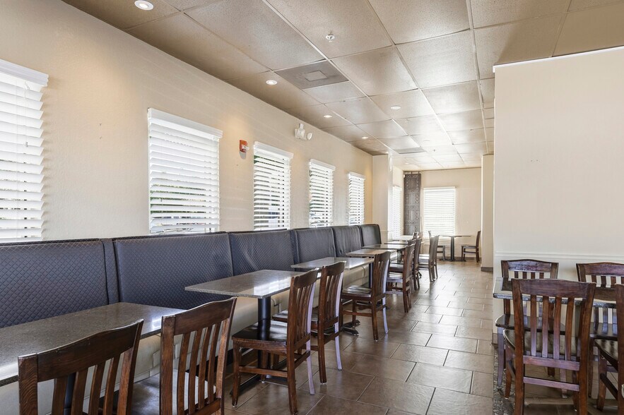 More Photos Of 160 Cypress Point Pky, Palm Coast General Retail For Sale