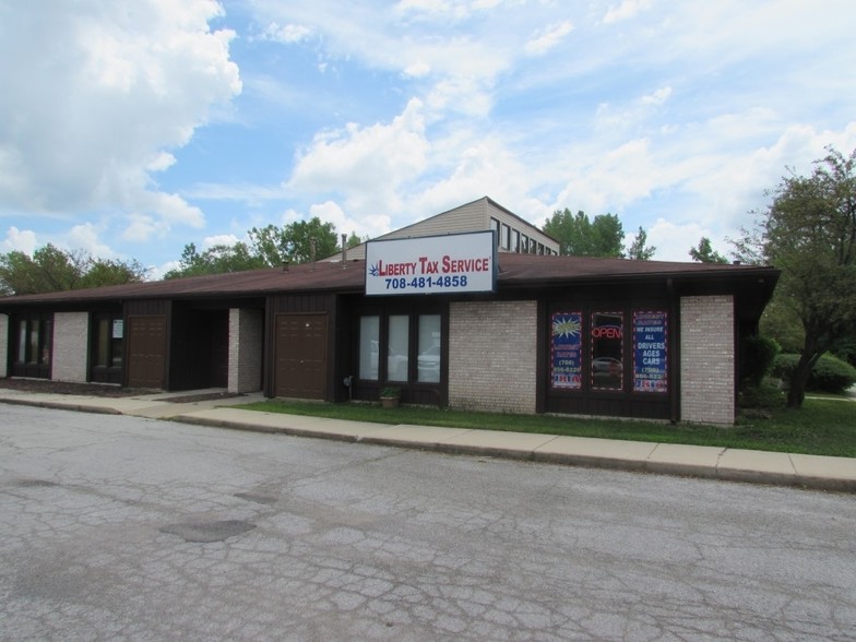 Primary Photo Of 4125-4147 Sauk Trl, Richton Park Coworking Space