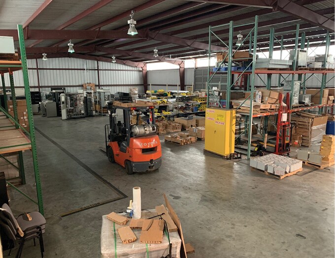 More Photos Of 15160 Nautique Way, Houston Warehouse For Lease
