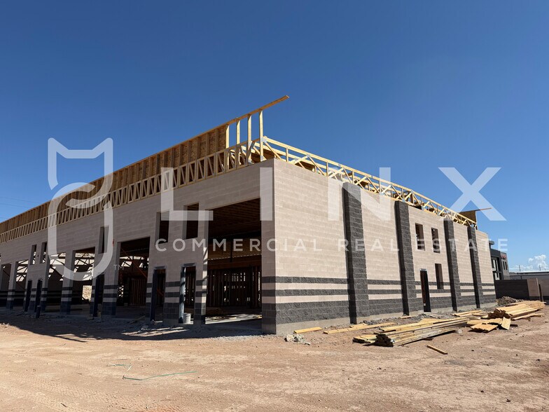 More Photos Of 118 S Warehouse Rd, Washington Flex For Lease