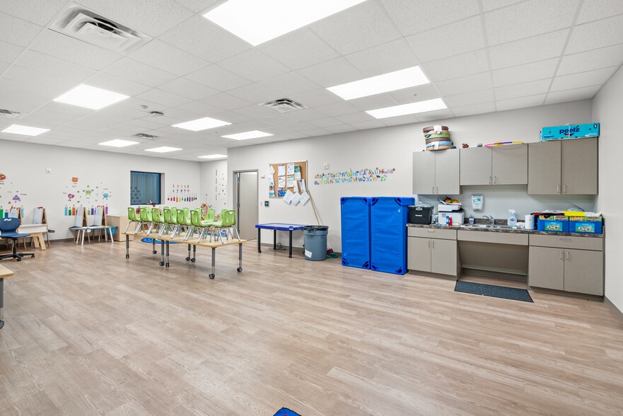 More Photos Of 10102 S Padre Island Dr, Corpus Christi Medical For Lease