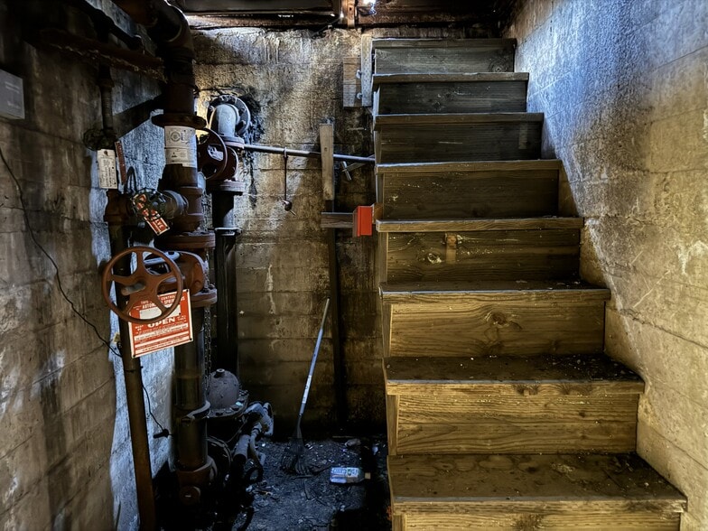 More Photos Of 2360-2366 Mission St, San Francisco Apartments For Sale