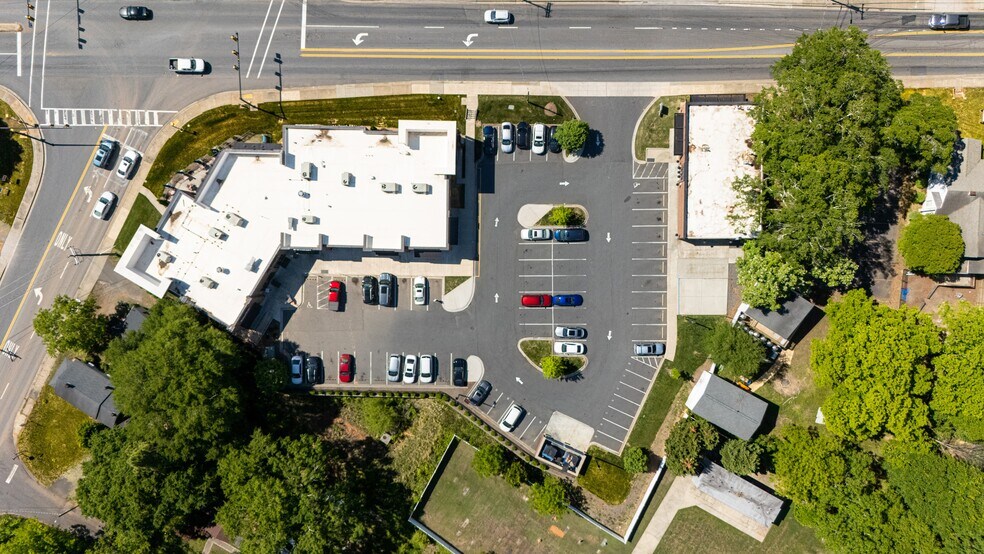 More Photos Of 485 Tom Hall St, Fort Mill Freestanding For Lease