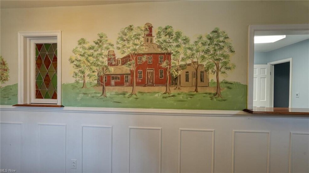 More Photos Of 126 N 9th St, Cambridge Office For Sale