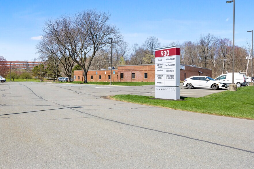 More Photos Of 930 Albany Shaker Rd, Latham Medical For Lease