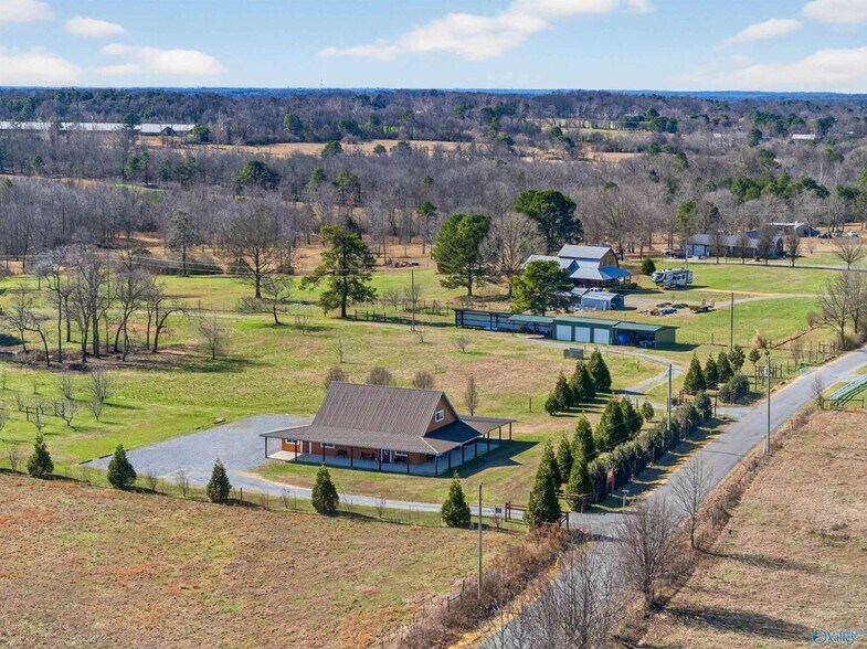 More Photos Of 1103 County Road 359, Crossville Medical For Sale