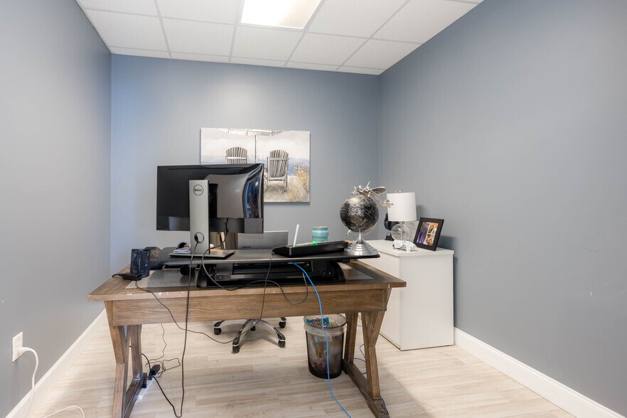 More Photos Of 3901 Mary Eliza Trce NW, Marietta Medical For Lease