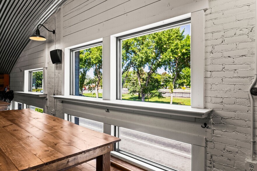 More Photos Of 114 E Main St, Manhattan Storefront Retail Office For Sale