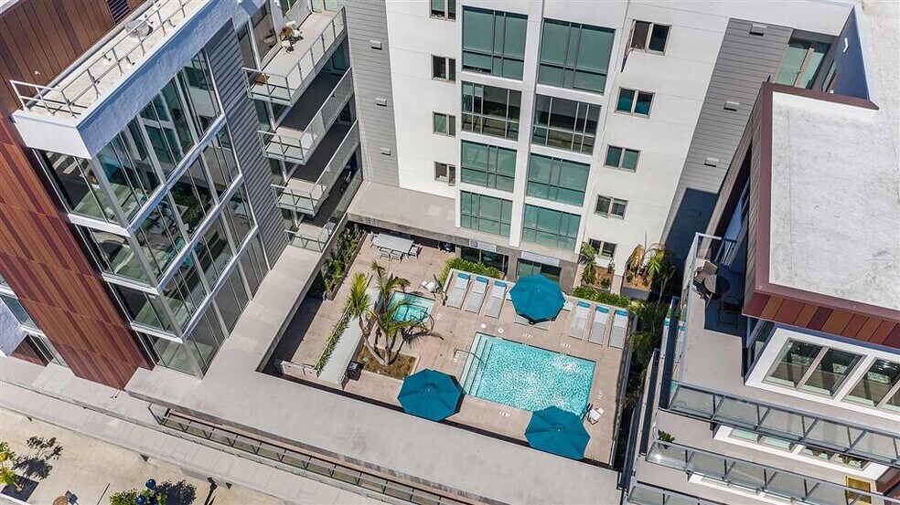 More Photos Of 1110 F St, San Diego Apartments For Lease