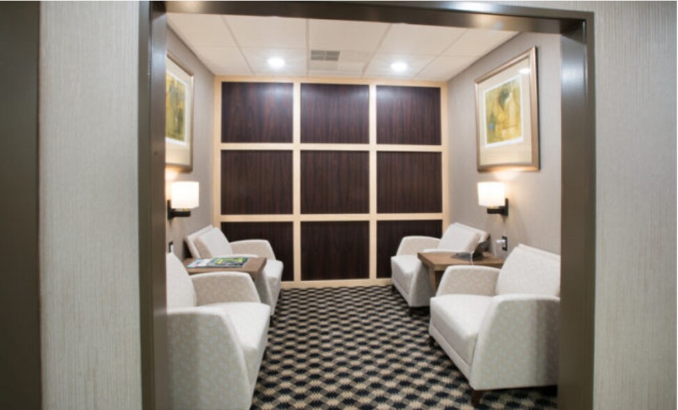 More Photos Of 10201 W Markham St, Little Rock Coworking Space