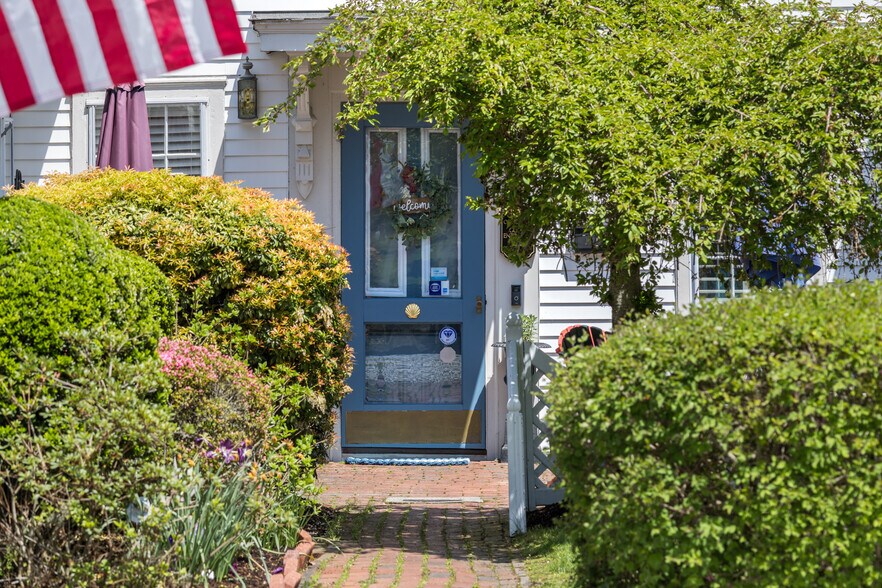 More Photos Of 1861 Main St, Brewster Hospitality For Sale