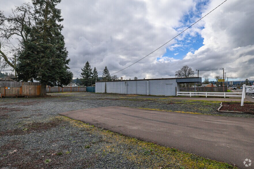 Primary Photo Of 2123 Main St, Sweet Home Land For Sale
