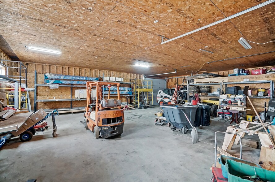 More Photos Of 3245 Piqua Troy Rd, Troy Light Distribution For Sale