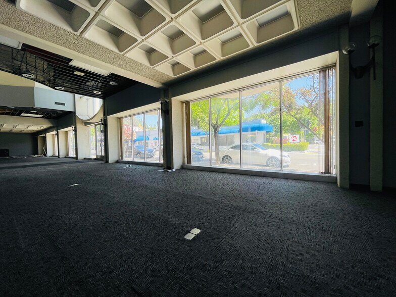 More Photos Of 305 San Anselmo Ave, San Anselmo Storefront Retail Office For Lease