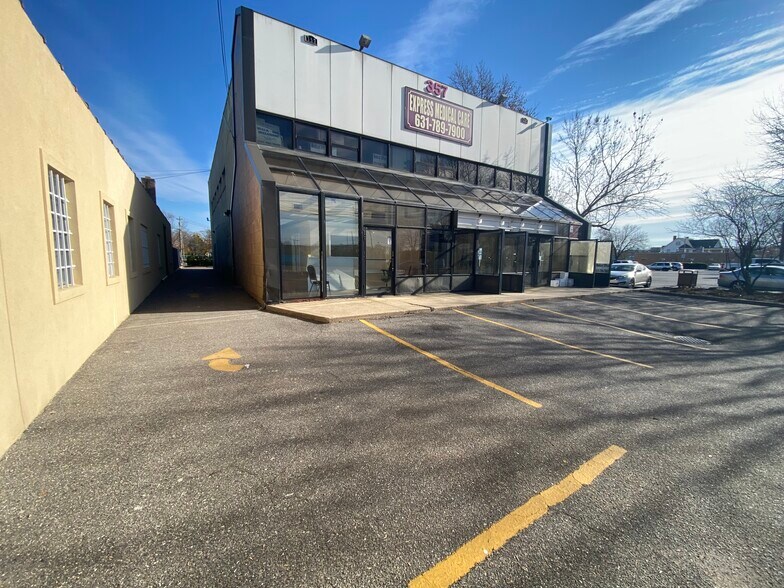 More Photos Of 357 Broadway, Amityville Medical For Lease