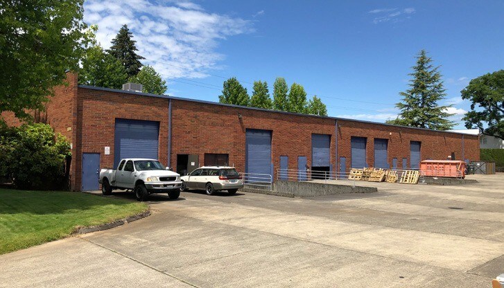 More Photos Of 1006-1108 NE 146th St, Vancouver Warehouse For Lease