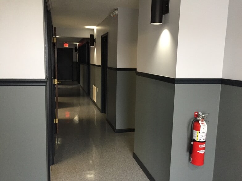 More Photos Of 860 Hudson River Rd, Mechanicville Manufacturing For Lease