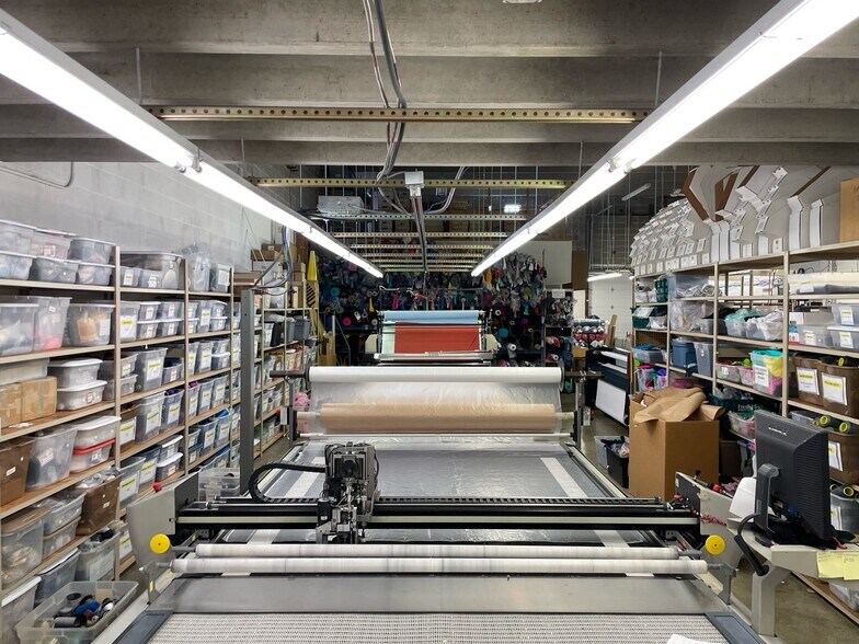 More Photos Of 319 Mill St NE, Vienna Warehouse For Sale