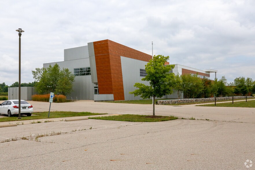 More Photos Of 4170 Allium Ct, Springfield Office For Lease