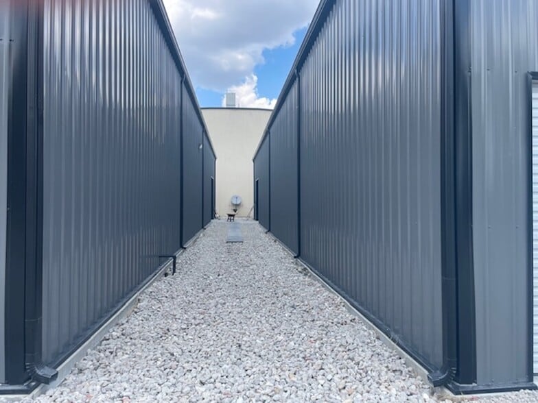 More Photos Of 3745 County Road 997, McKinney Warehouse For Lease