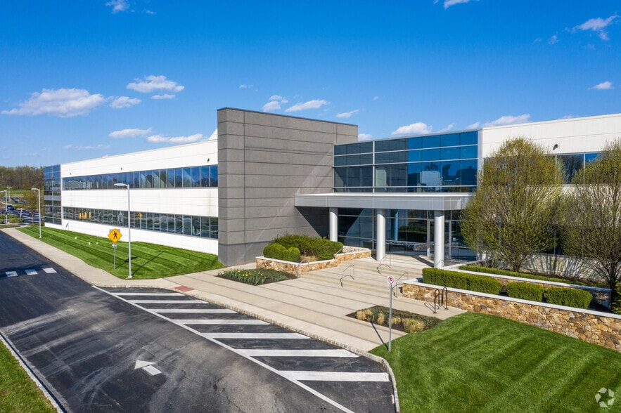 Primary Photo Of 721 Arbor Way, Blue Bell Office For Lease