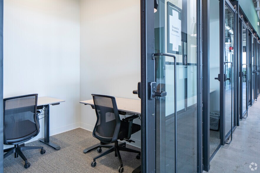 More Photos Of 2650 W Belleview Ave, Littleton Coworking Space