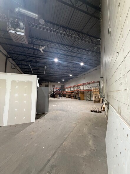More Photos Of 239 Commercial St, Malden Research And Development For Lease