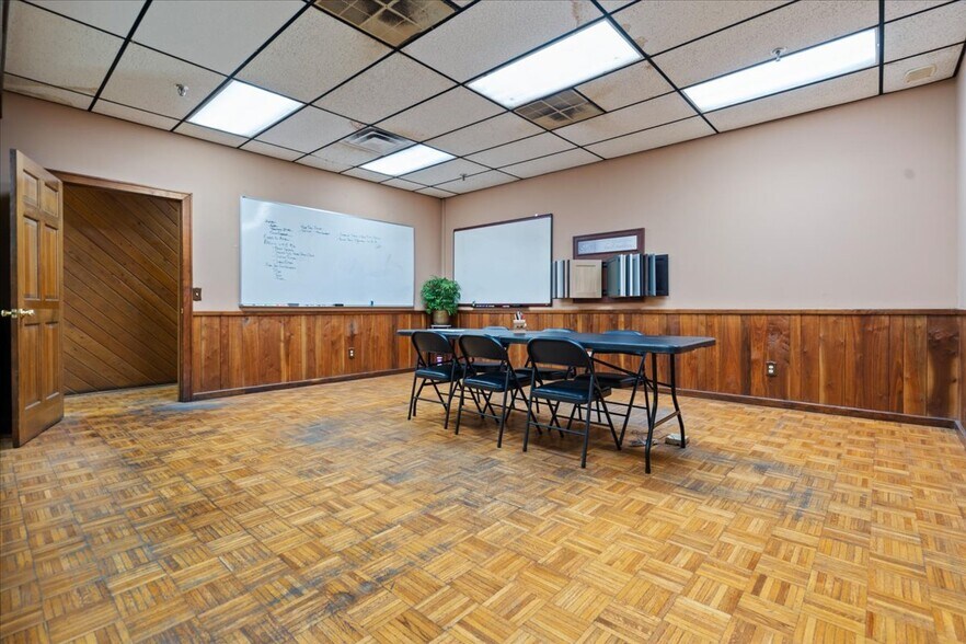 More Photos Of 119 E 6th Ave, Pamplico Industrial For Sale