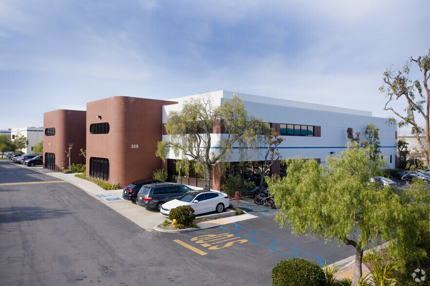 More Photos Of 357 Van Ness Way, Torrance Unknown For Lease