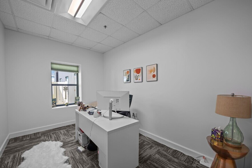 More Photos Of 1150 S Greene St, Greenville Distribution For Lease