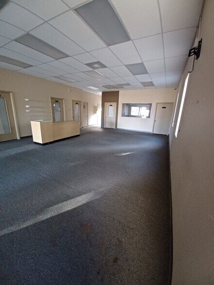 More Photos Of 6062-6074 SE Federal Hwy, Stuart Storefront Retail Office For Sale
