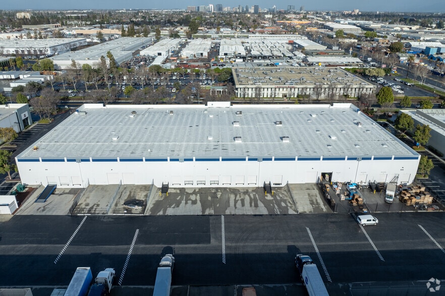 More Photos Of 1919 Monterey Rd, San Jose Warehouse For Lease