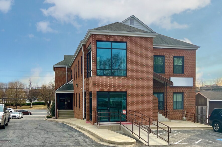 More Photos Of 2086 Generals Hwy, Annapolis Office For Lease