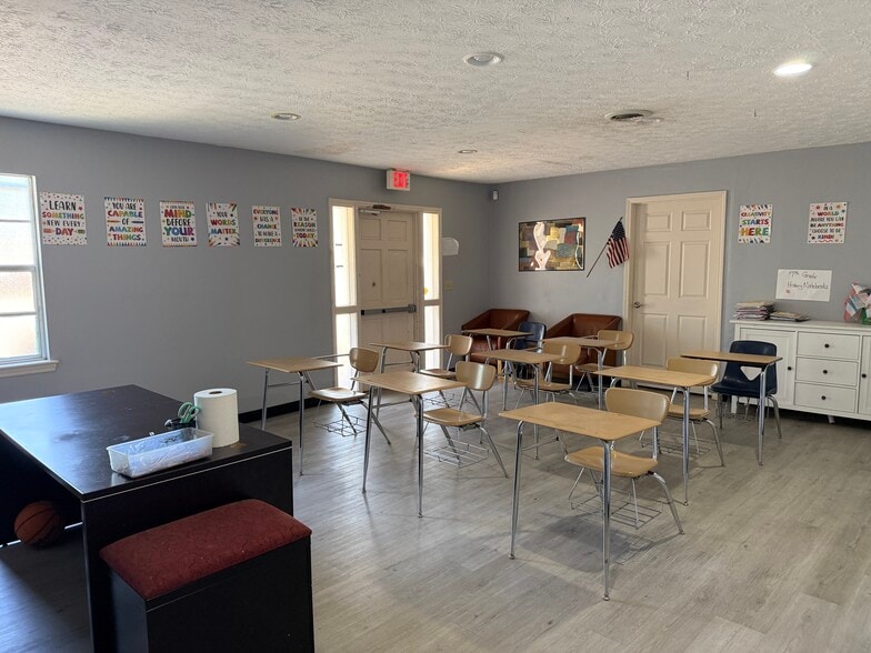 More Photos Of 5496 Highway 92, Acworth Religious Facility For Sale