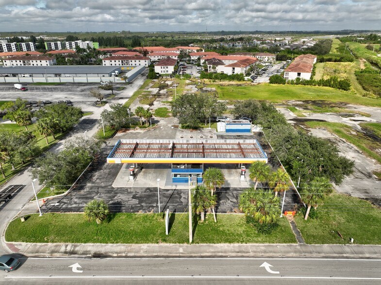 More Photos Of 4696 Okeechobee Rd, Fort Pierce Service Station For Sale