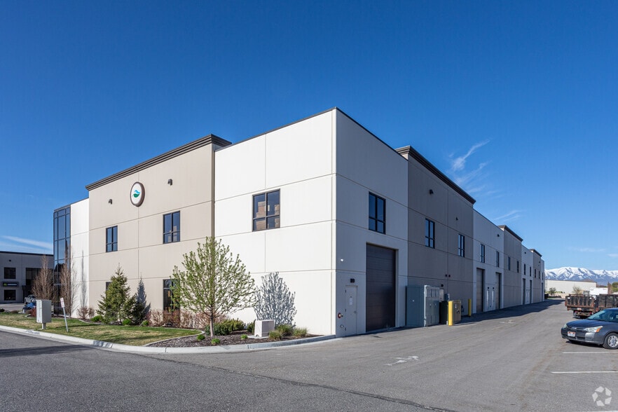 More Photos Of 520 S 850 E, Lehi Warehouse For Lease