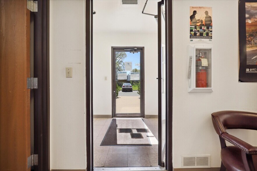 More Photos Of 628 W 5th St, Cortez Office For Sale