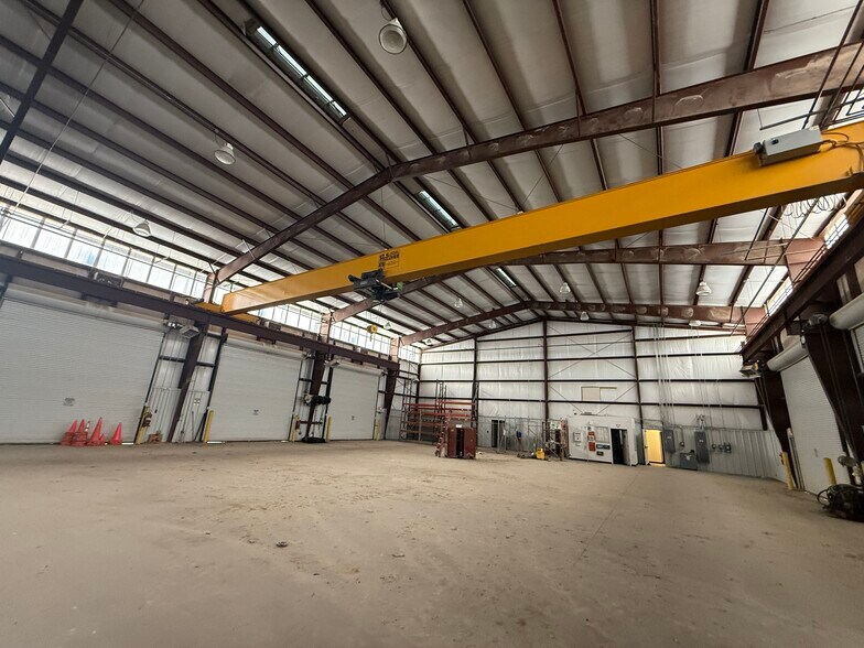 More Photos Of 598 TX-163, Ozona Warehouse For Sale