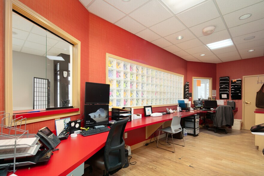 More Photos Of 2570 Bypass Rd, Winchester Medical For Sale