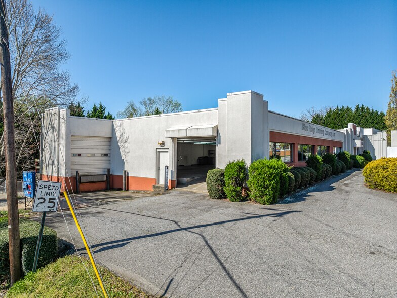 More Photos Of 544 Haywood Rd, Asheville Light Distribution For Sale