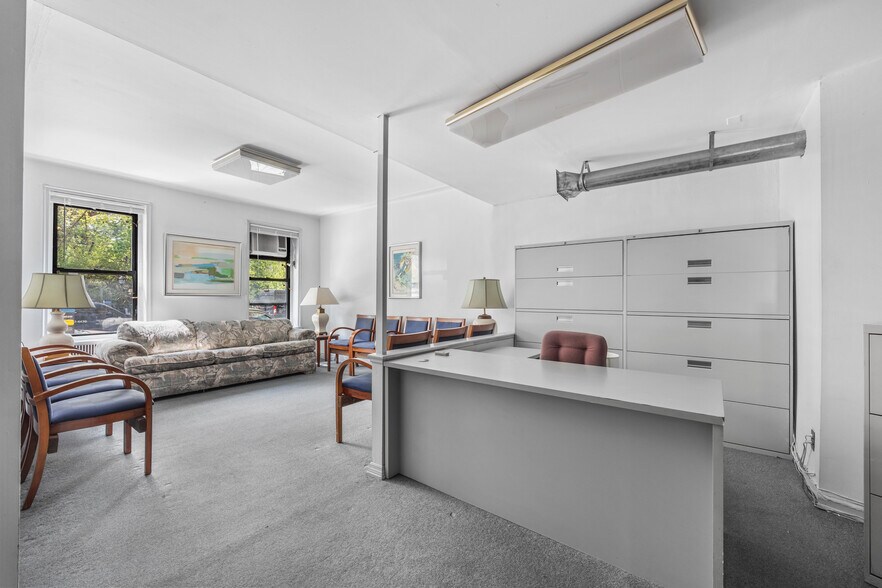 More Photos Of 20 Plaza St E, Brooklyn Apartments For Sale