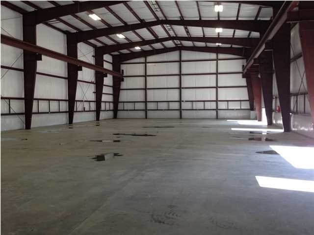 More Photos Of 1034 Wall Rd, Broussard Warehouse For Lease