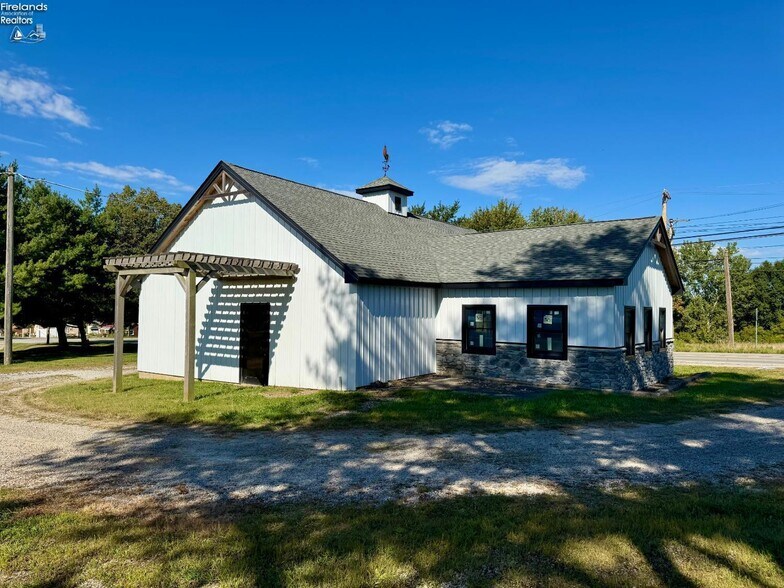 More Photos Of 720 Medina St, Lodi Restaurant For Sale