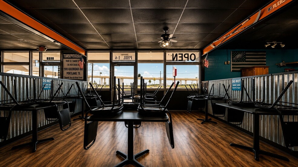 More Photos Of 3314 Surfside Blvd, Corpus Christi Restaurant For Sale