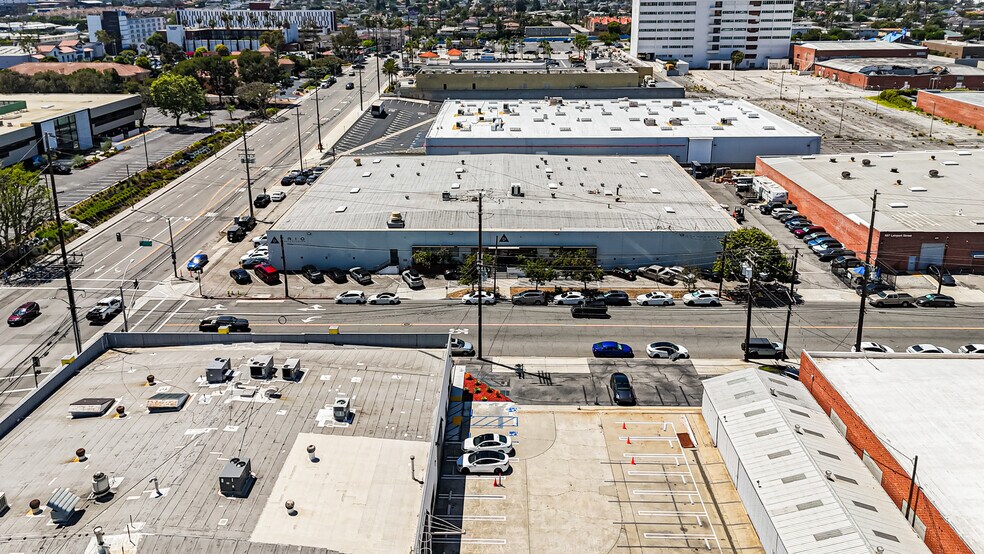 More Photos Of 601 Lairport St, El Segundo Manufacturing For Lease