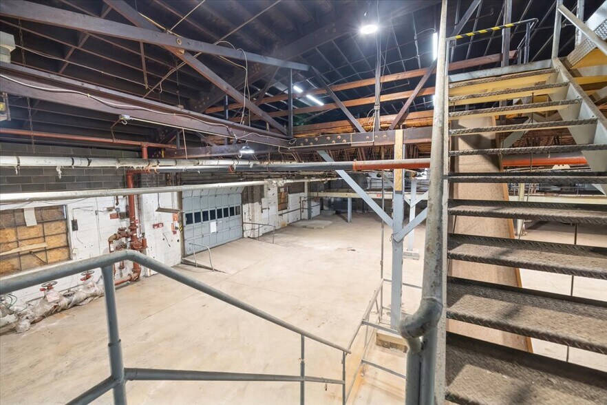 More Photos Of 15 Harold St, Westwood Manufacturing For Sale