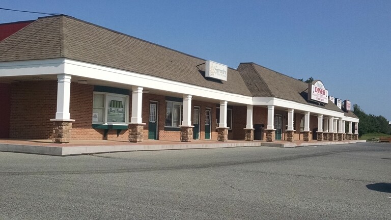 Primary Photo Of 5238-5246 Summit Bridge Rd, Middletown Storefront For Lease