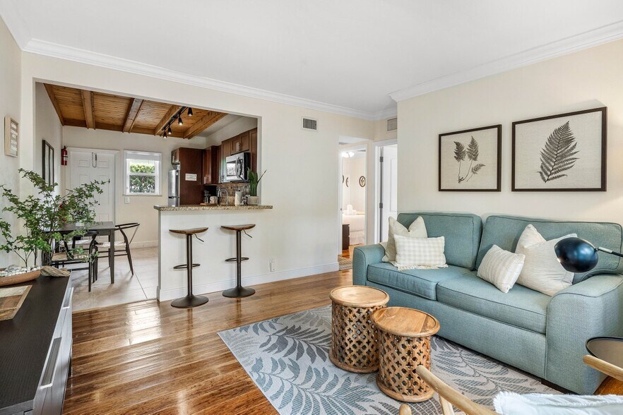 More Photos Of 615-617 NE 9th Ave, Fort Lauderdale Apartments For Sale