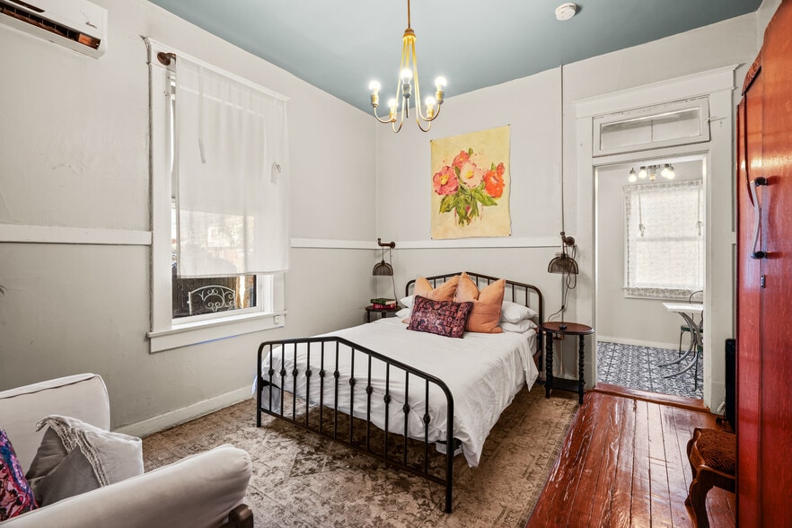 More Photos Of 1137 Arizona Ave, El Paso Apartments For Sale