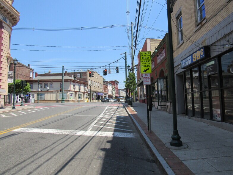 More Photos Of 9 New Main St, Haverstraw Storefront Retail Residential For Lease